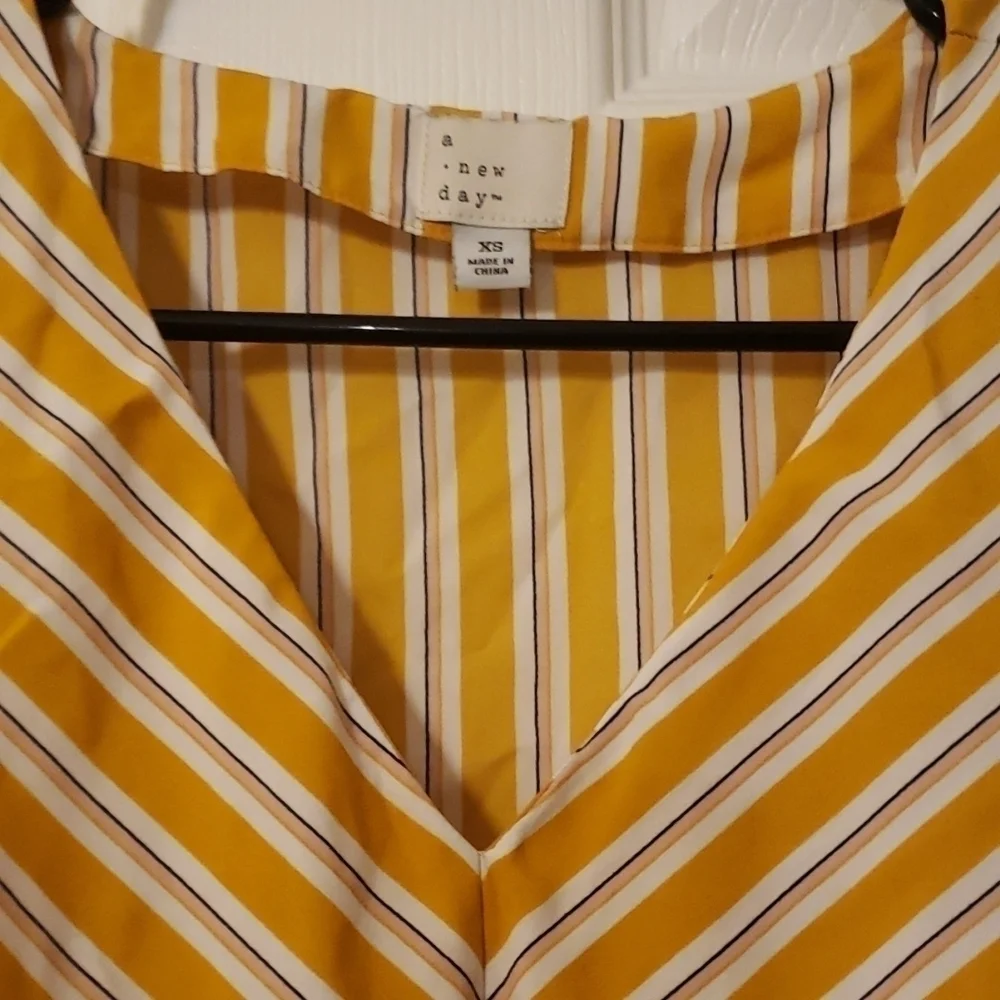A New Day Yellow Dress - Picture 4 of 6